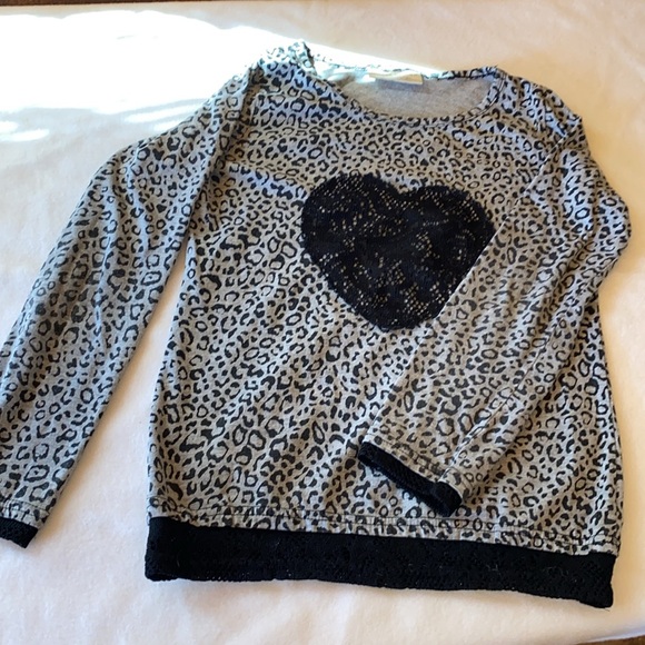 8 pc Lot of Girls clothing size 7-8 - Picture 2 of 13